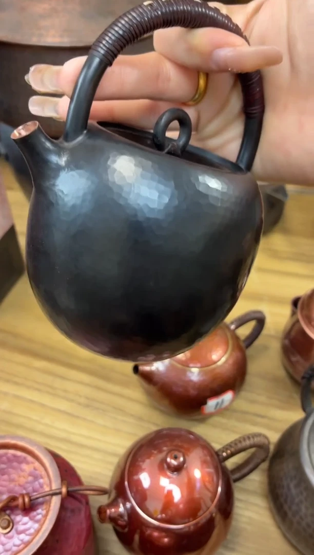 王*茶黑色日式龙蛋小提梁壶