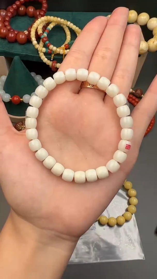 未镶嵌手链和田玉111