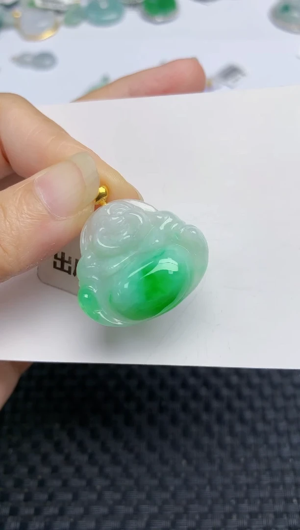 翡翠18K金镶嵌颈饰天然A货翡翠