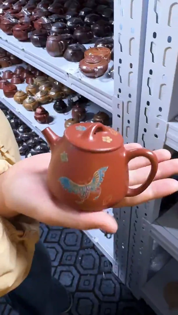 千万仓库 早点炸完回家过年 茶具