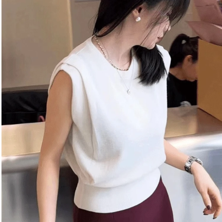 夏季薄款冰丝小飞袖针织衫女2025新款气质短款高级感无袖收腰上衣