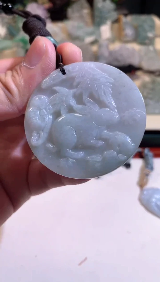 【闪购商品】翡翠颈饰未镶嵌01/18/47