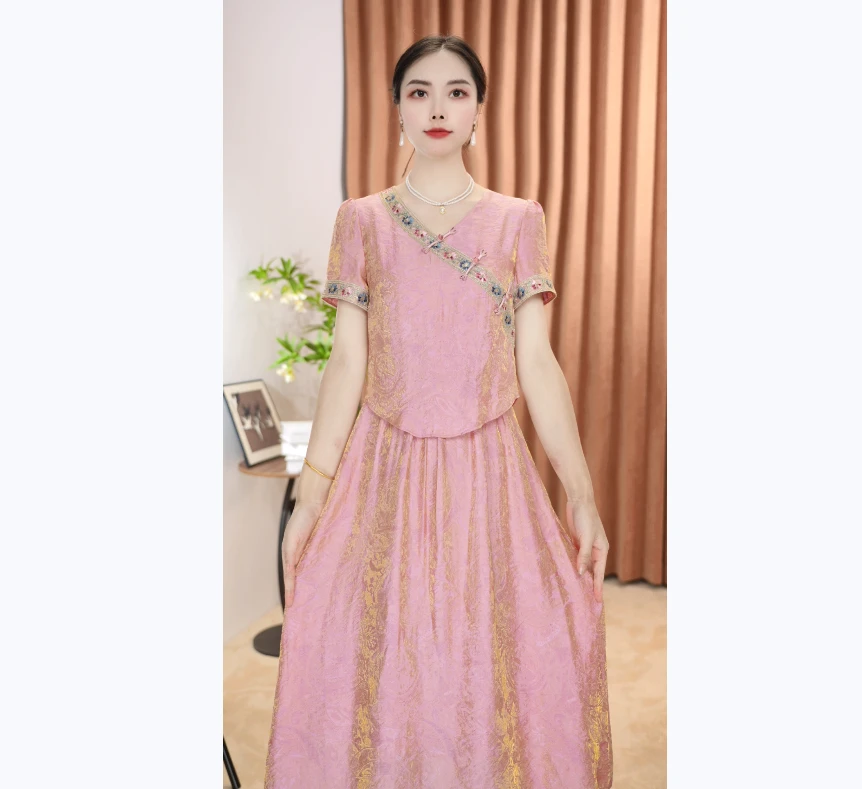 【心依女装】2025新款夏季连衣裙气质洋气收腰显瘦xy-046