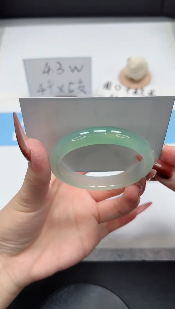 【闪购商品】玛瑙/玉髓手镯未镶嵌174/54.8晴水