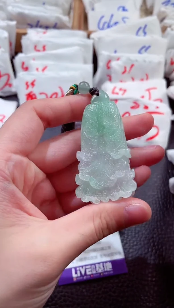 翡翠未镶嵌颈饰00004772