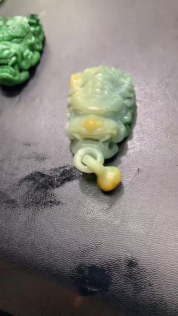 颈饰未镶嵌翡翠天然缅甸a货翡翠