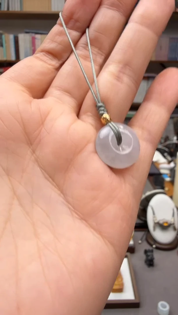 翡翠未镶嵌颈饰手机挂--多样性发一