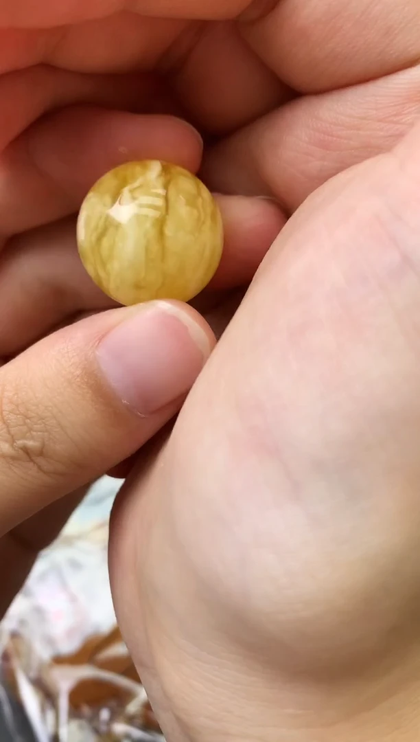 未镶嵌琥珀珠宝奇石35