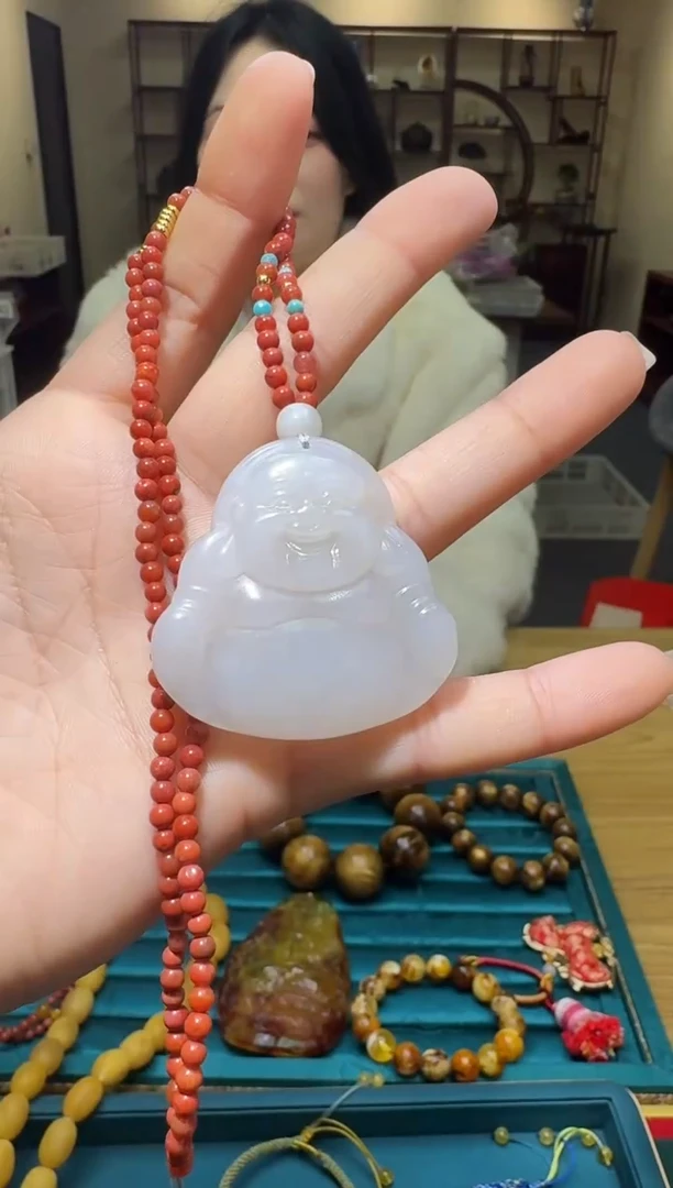 吊坠(赠链)未镶嵌和田玉多样性发一件 095