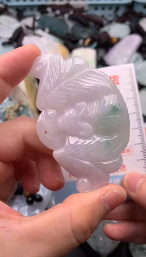翡翠未镶嵌吊坠(不含链)1