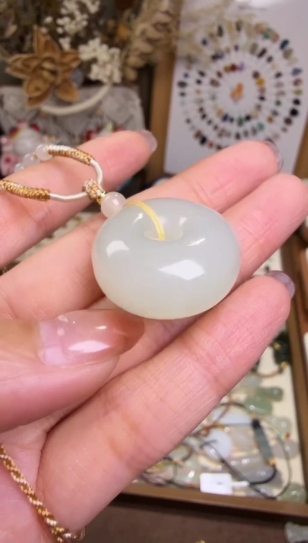 水晶摆件未镶嵌平安扣