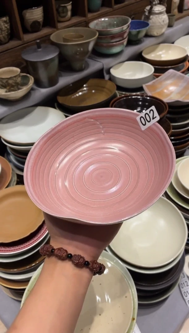 瓷片小****52微瑕手工粉色异形盘1个