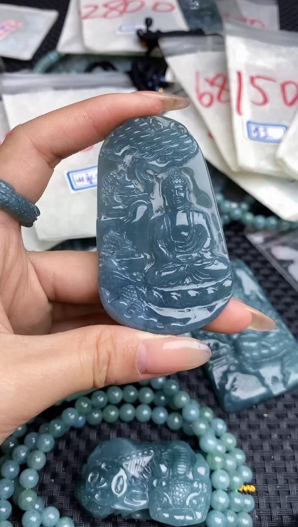 【闪购商品】翡翠颈饰未镶嵌11111111