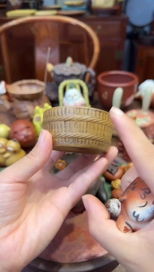 紫砂茶宠躺平虎加盆e