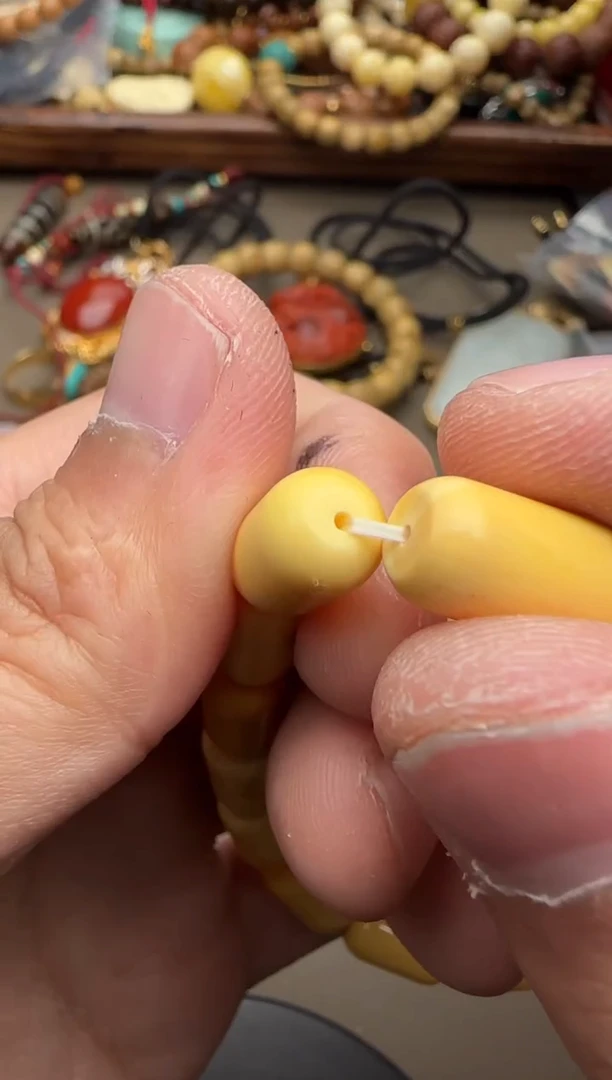 【闪购商品】蜜蜡裸石未镶嵌蜜蜡手串