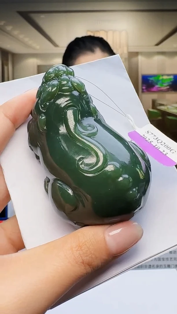定制和田玉玉界匠心天然和田玉（拍一发一）