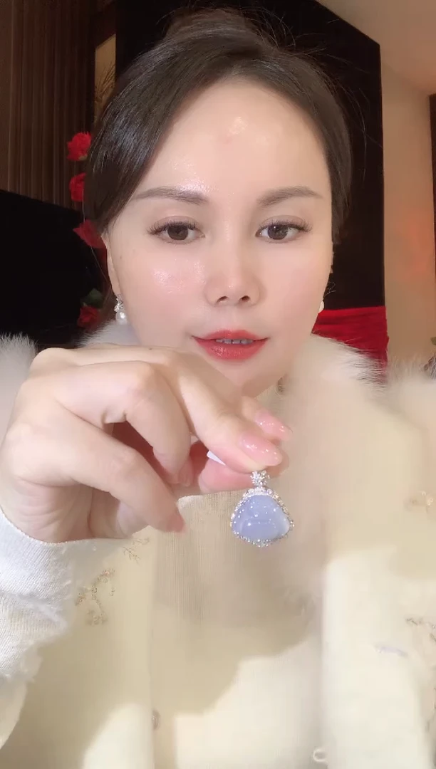 吊坠(不含链)18K金镶嵌翡翠C53