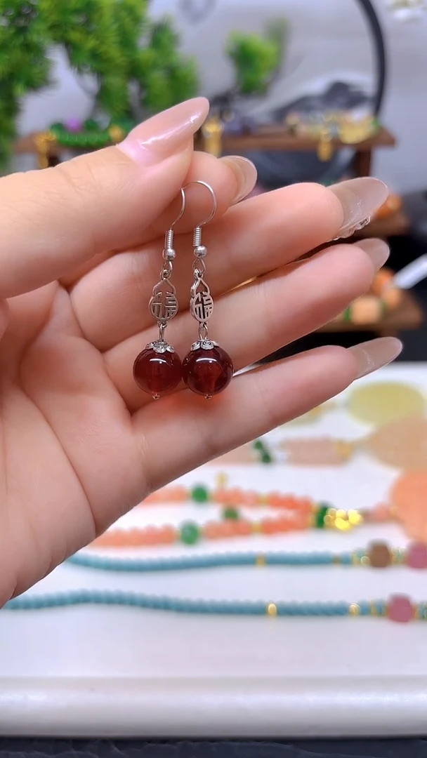 银S925镶嵌血珀耳饰E576
