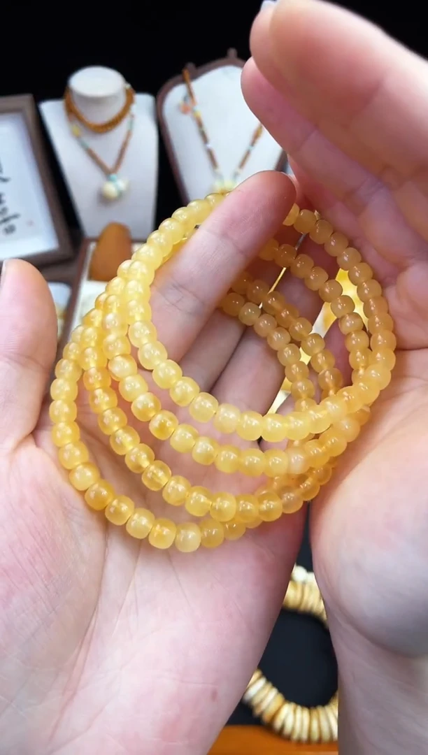 琥珀未镶嵌珠宝奇石多样性发其一