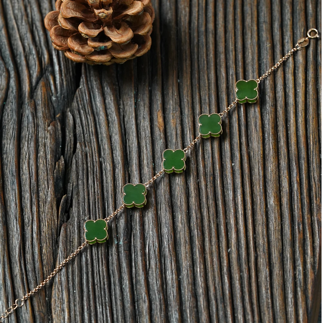 【石缘居珠宝】18K金镶嵌和田玉碧玉时尚经典款四叶草手链 C16-9