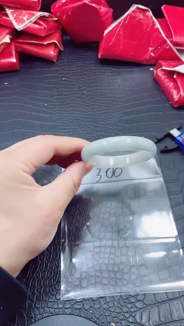 非金属无小哥300号手镯56.7圈口