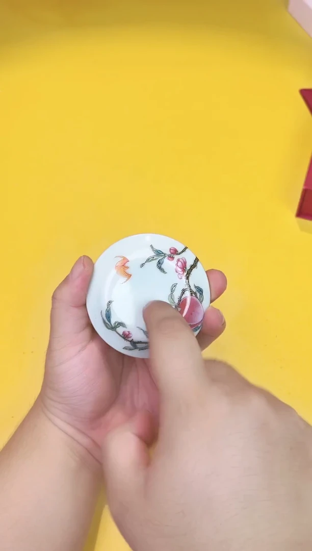 瓷片小香素颜镜