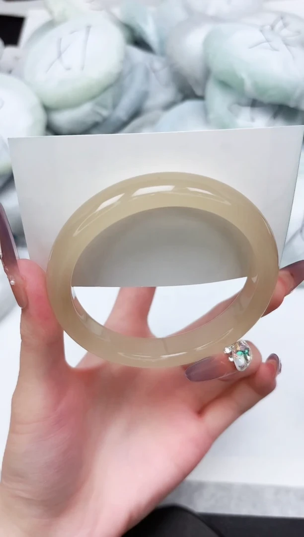 石英质玉手镯未镶嵌280-62.4