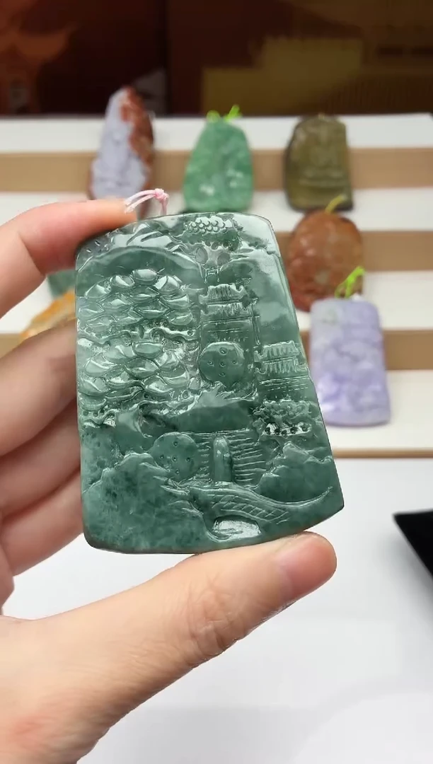 颈饰未镶嵌翡翠牌子