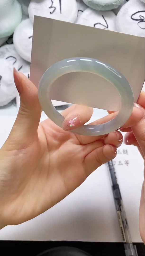 石英质玉手镯未镶嵌D99-53