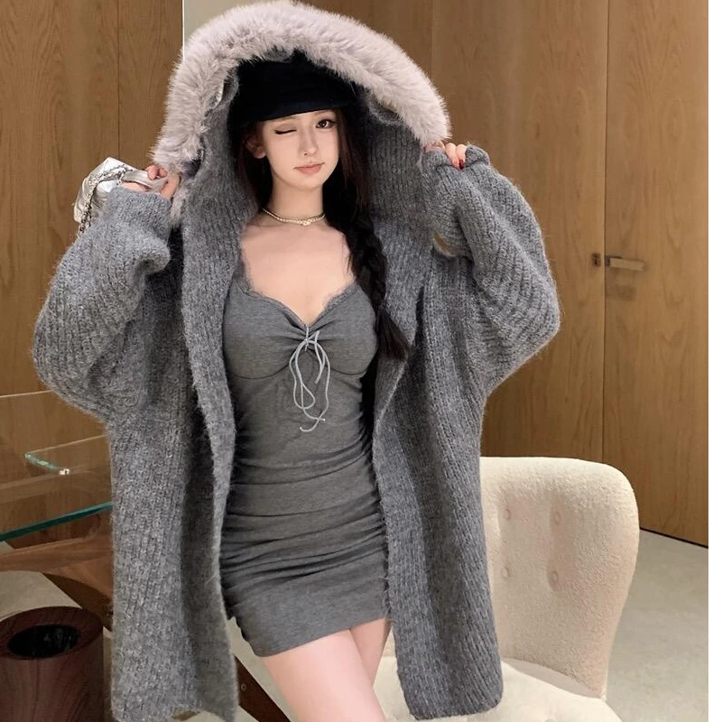 性感辣妹修身吊带连衣裙气质显瘦洋气休闲百搭针织开衫连帽套装女