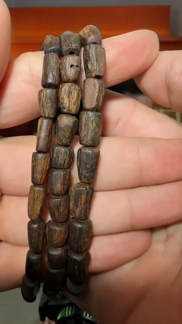 沉香手串233号紫伽罗多样性发一