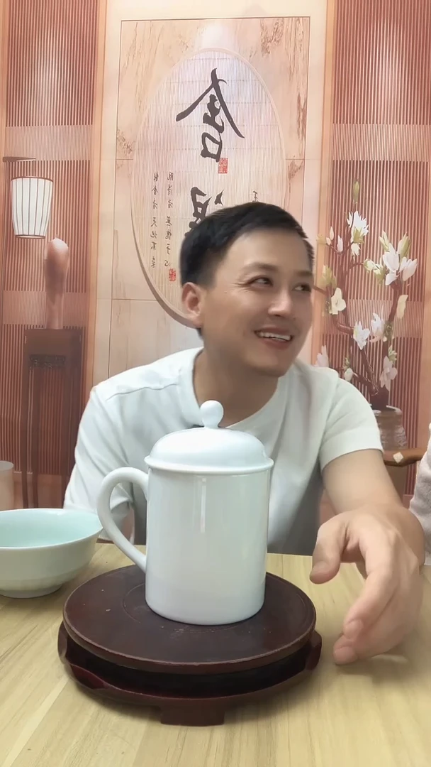 瓷高级白瓷盖茶杯