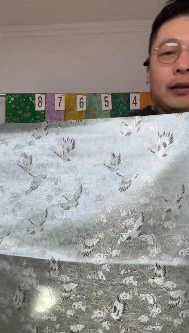 混纺满18元包邮.两单连裁.宽.长70.50