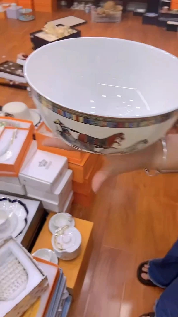 杯鸿辉家品牌瓷器，京东包邮！