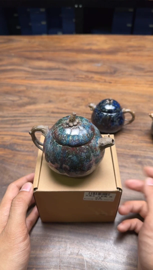 观**濤吴晟志 云彩陶 南瓜壶