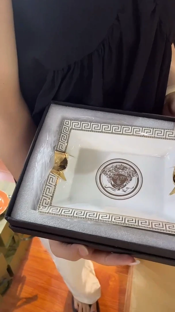 杯鸿辉家品牌瓷器，京东包邮！