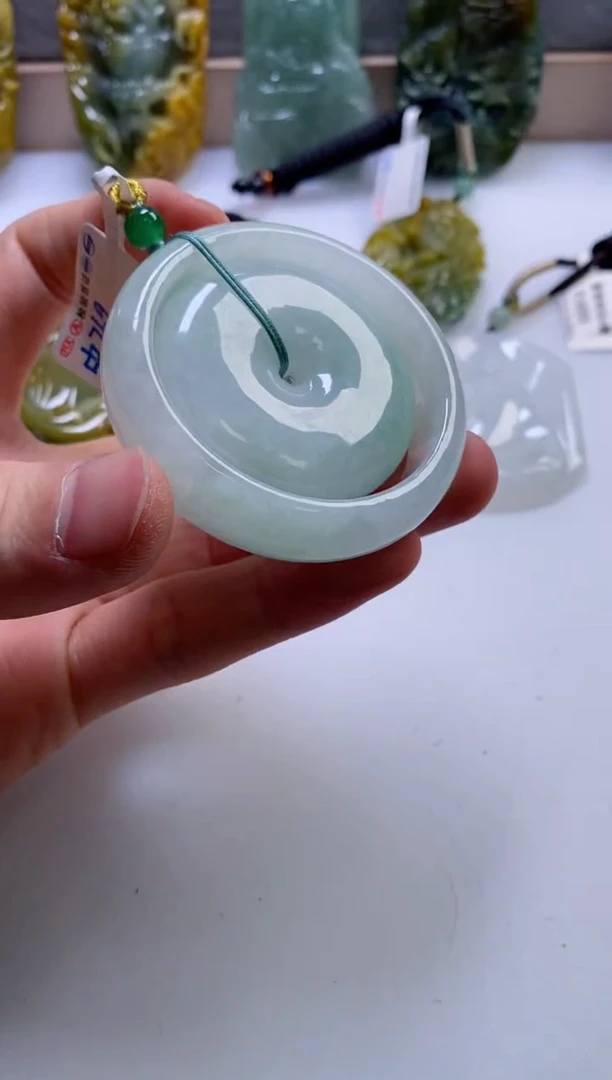 【闪购商品】翡翠挂件未镶嵌