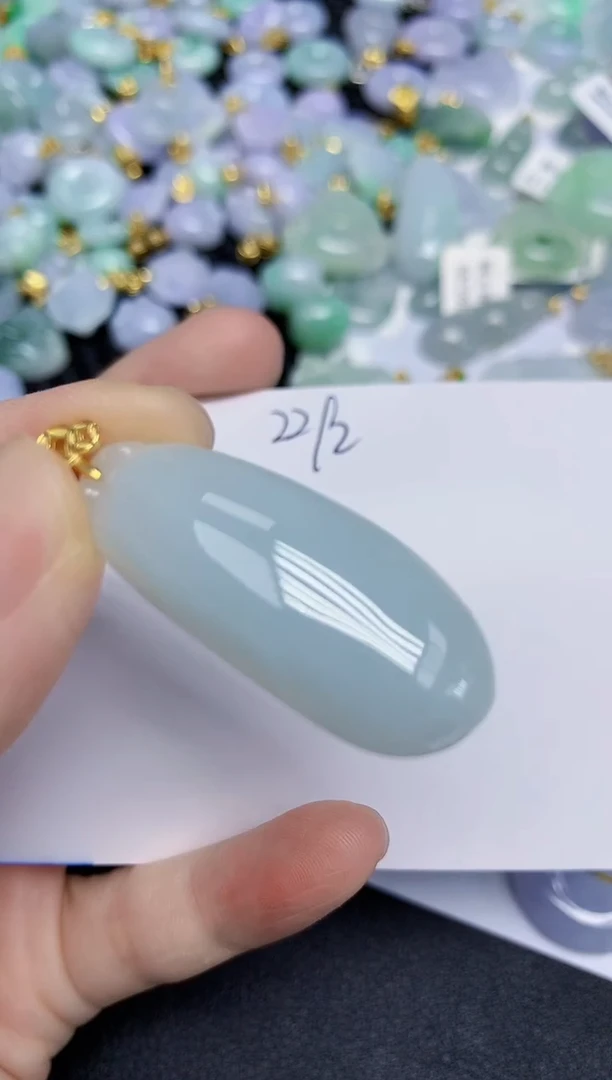 翡翠未镶嵌颈饰天然缅甸翡翠A货