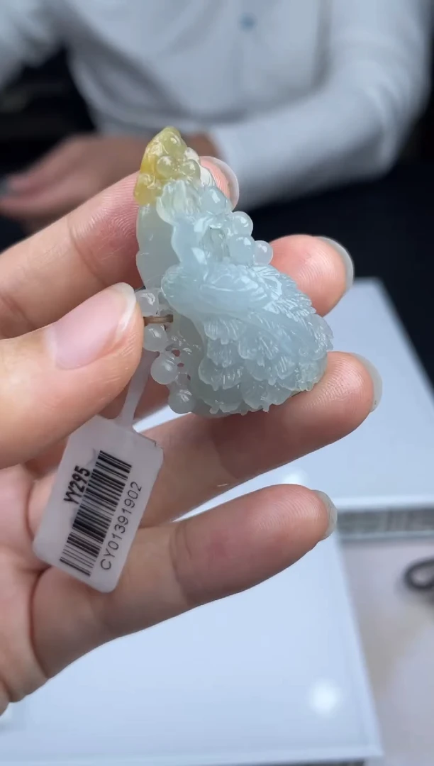 【闪购商品】定制翡翠未镶嵌01-15HDJT0130384