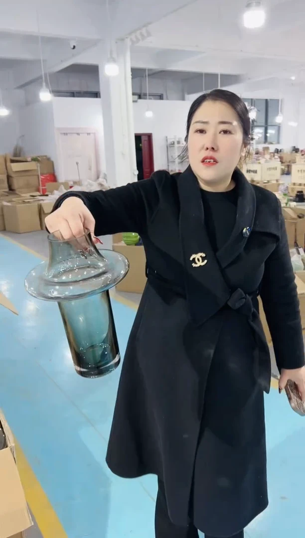 【闪购商品】玻璃花伴你花瓶-微瑕-I4NG
