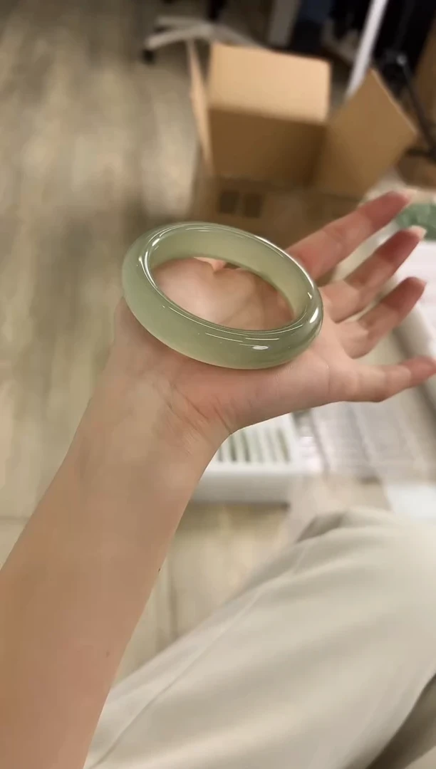 未镶嵌手镯石英质玉166-54D