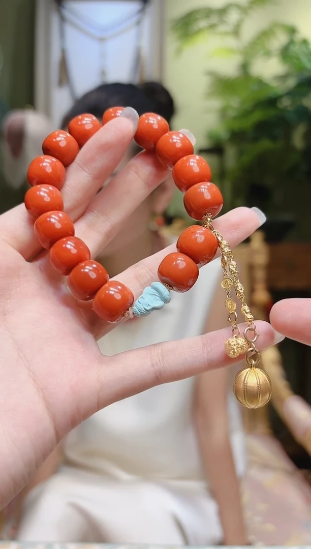 【闪购商品】南红玛瑙手串18K金镶嵌金球长提溜南红手串2号