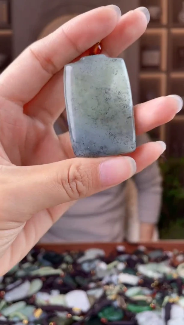 未镶嵌和田玉挂件拍一发一，多样性发货