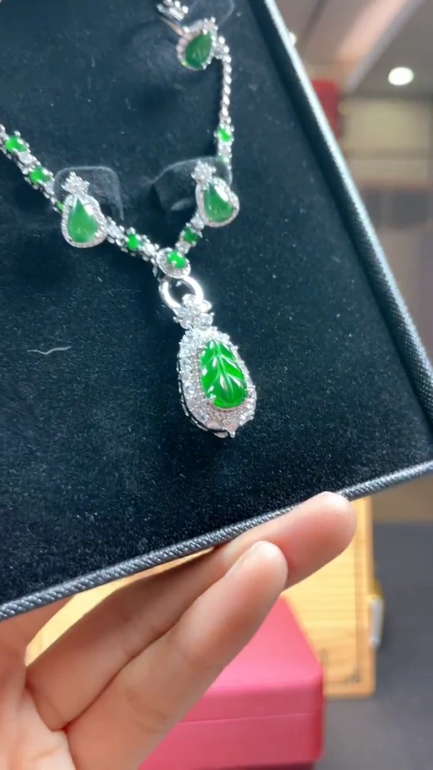 颈饰未镶嵌翡翠********214