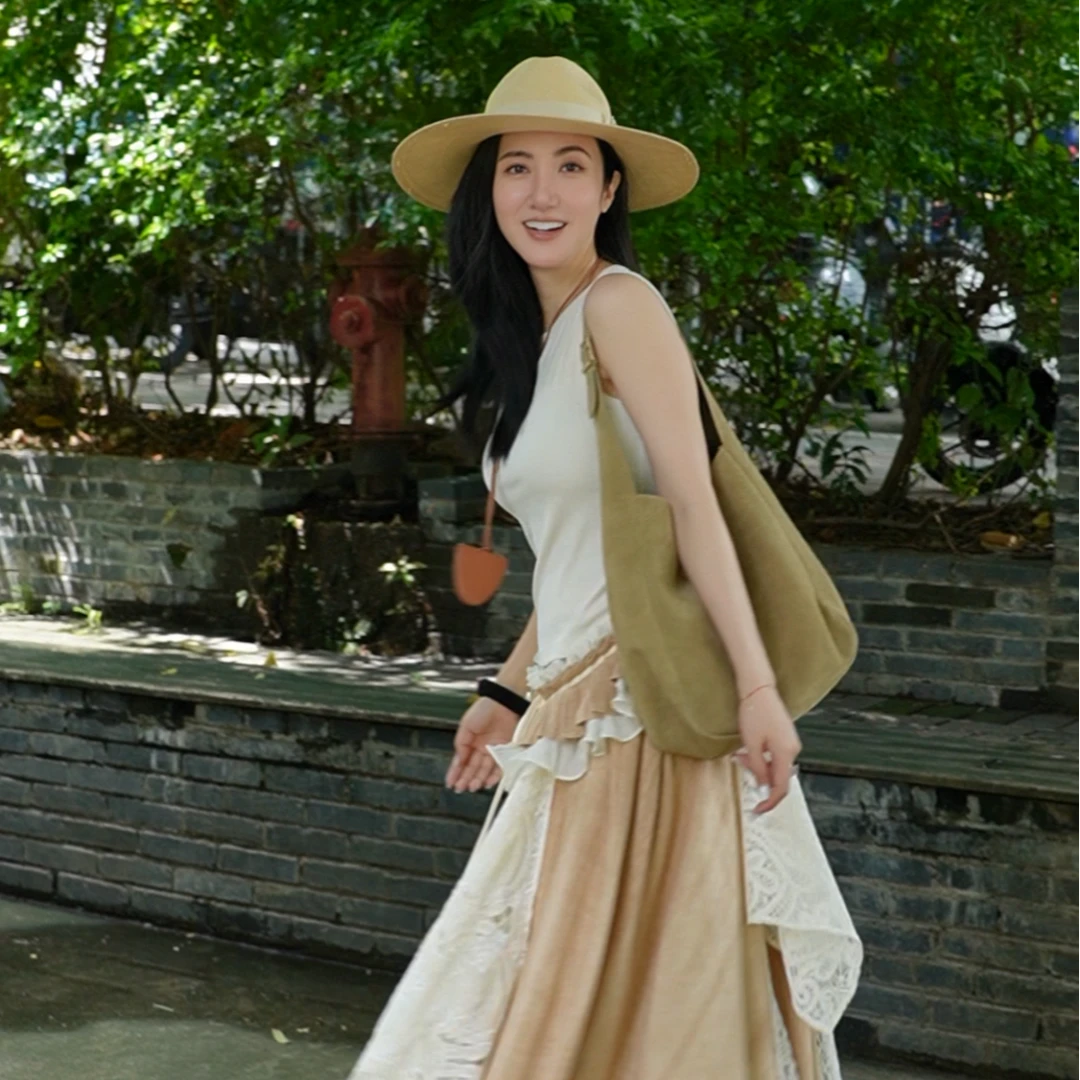 【壁虎姐】GECKO2025夏季新款 卡其杏色薄款无袖背心 水溶半裙套装