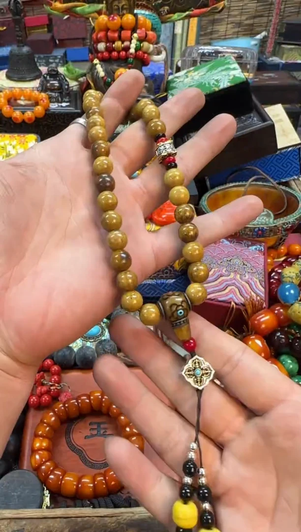 【闪购商品】滴血莲花菩提吊坠推荐好物如图所示