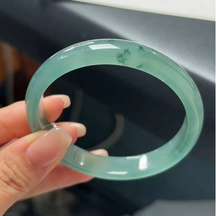 天然翡翠手镯冰绿飘蓝花女款百搭绿色精美平安镯正圈手镯圈口55