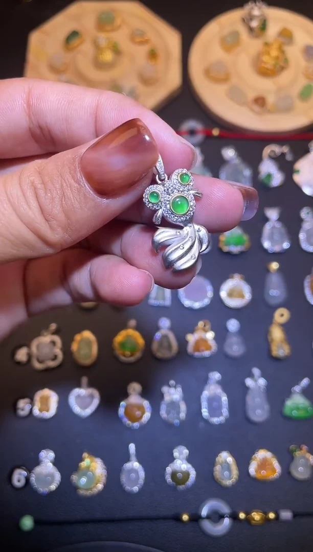 吊坠(不含链)银S925镶嵌翡翠1