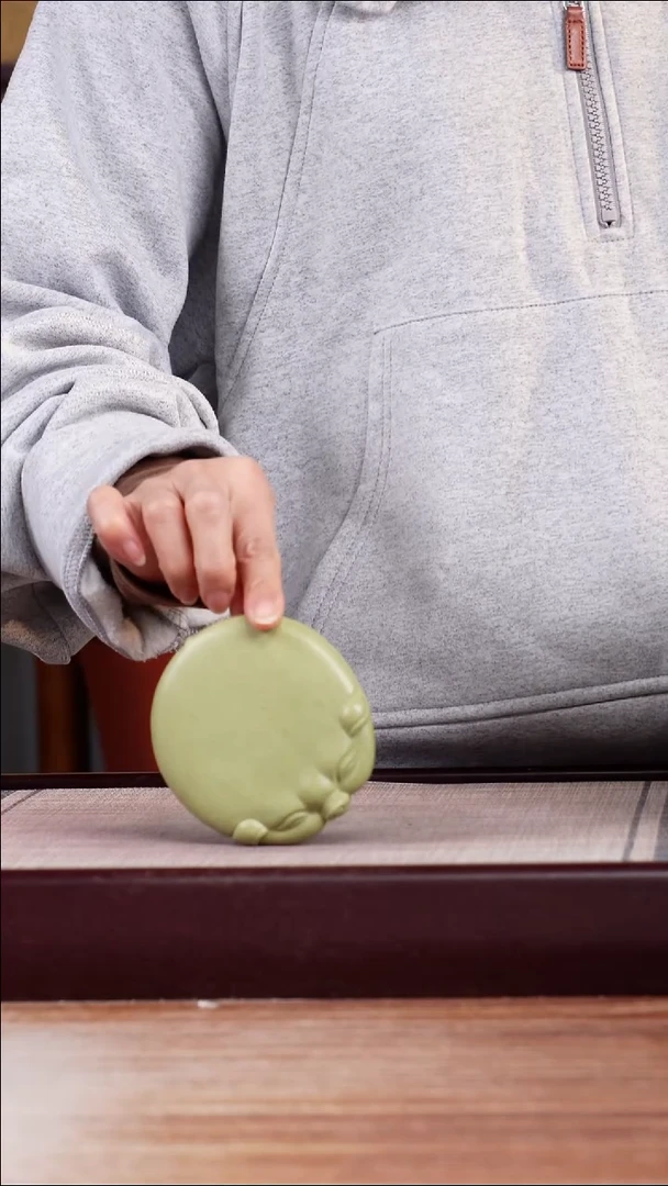 紫砂花盆茶宠猪一只