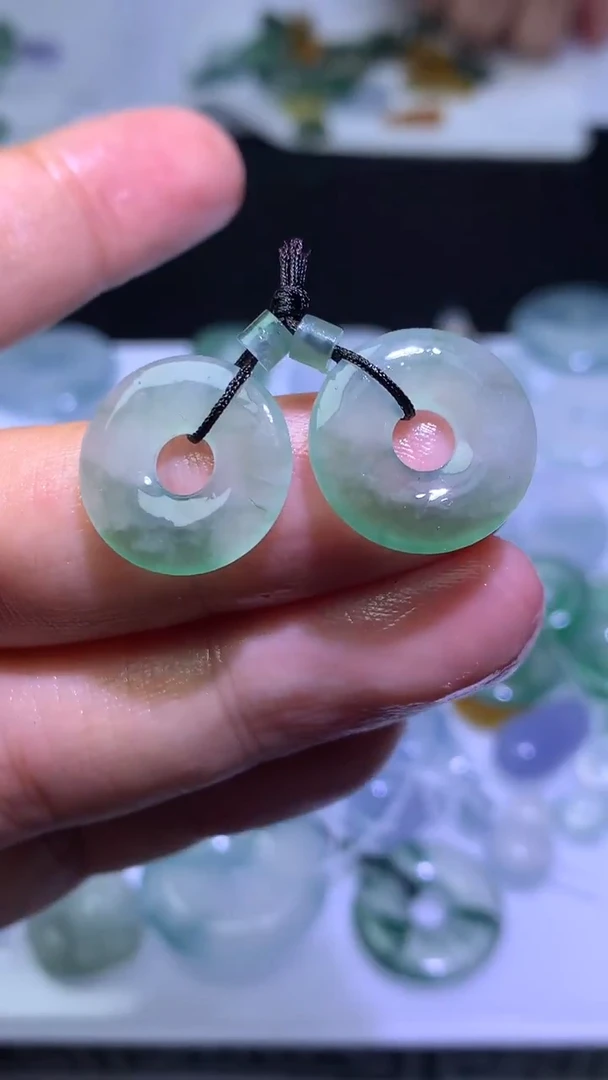 未镶嵌定制翡翠毛货